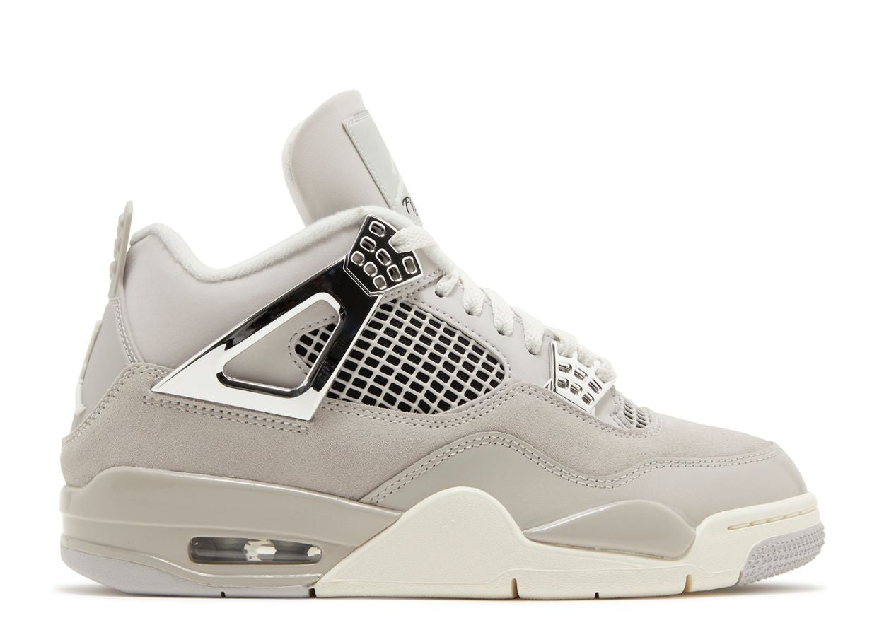Jordan4RetroFrozenMoments_Women_s_IcySociety