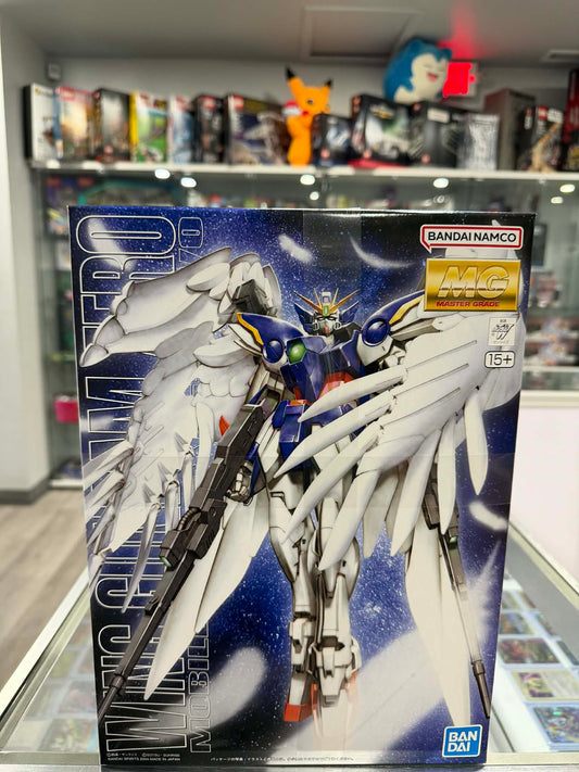 Gundam Model Kit: MG 1/100 - W Gundam Zero Custom