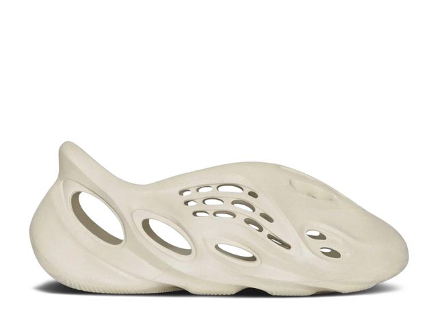 AdidasYeezyFoamRNNRSand_Icy_Society