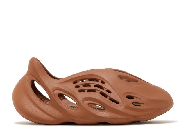 AdidasYeezyFoamRNRClayRed_Icy_Society_SLC_Sneakers