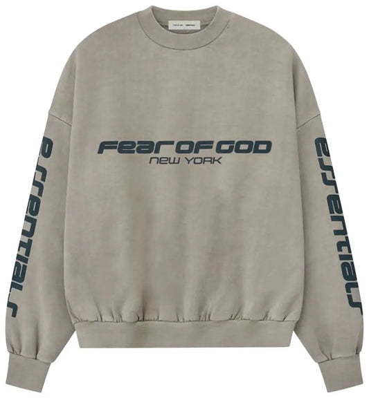 Fear of God Essentials Heavy Fleece Cropped Relaxed Sweatshirt Grey